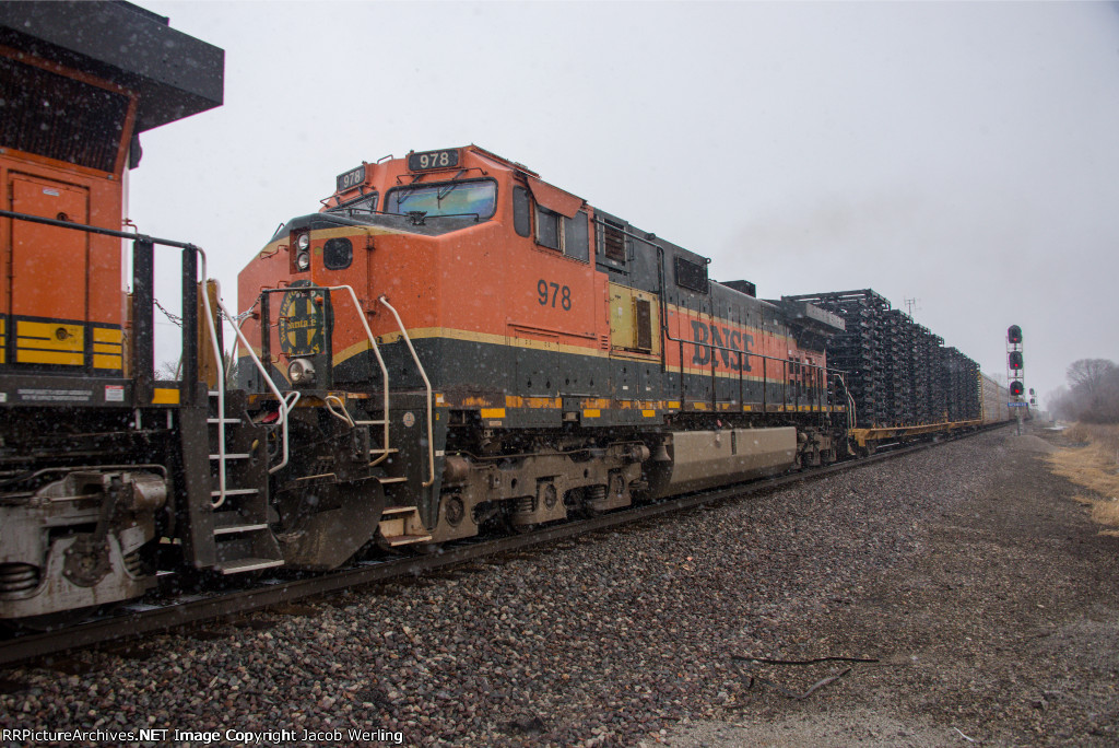 BNSF 978